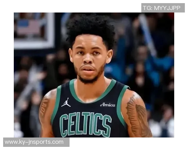 安芬尼西蒙斯谈与马祖拉的默契建立过程及其对球队磨合的积极影响